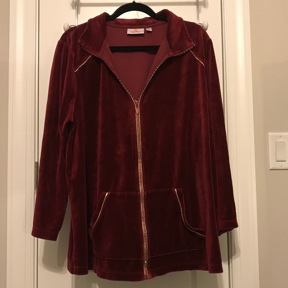 QF maroon velour long sleeved zip-up collared jacket with rhinestone zipper (2X) - Picture 2 of 16